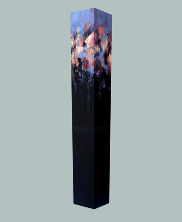 totem on light ultramarine